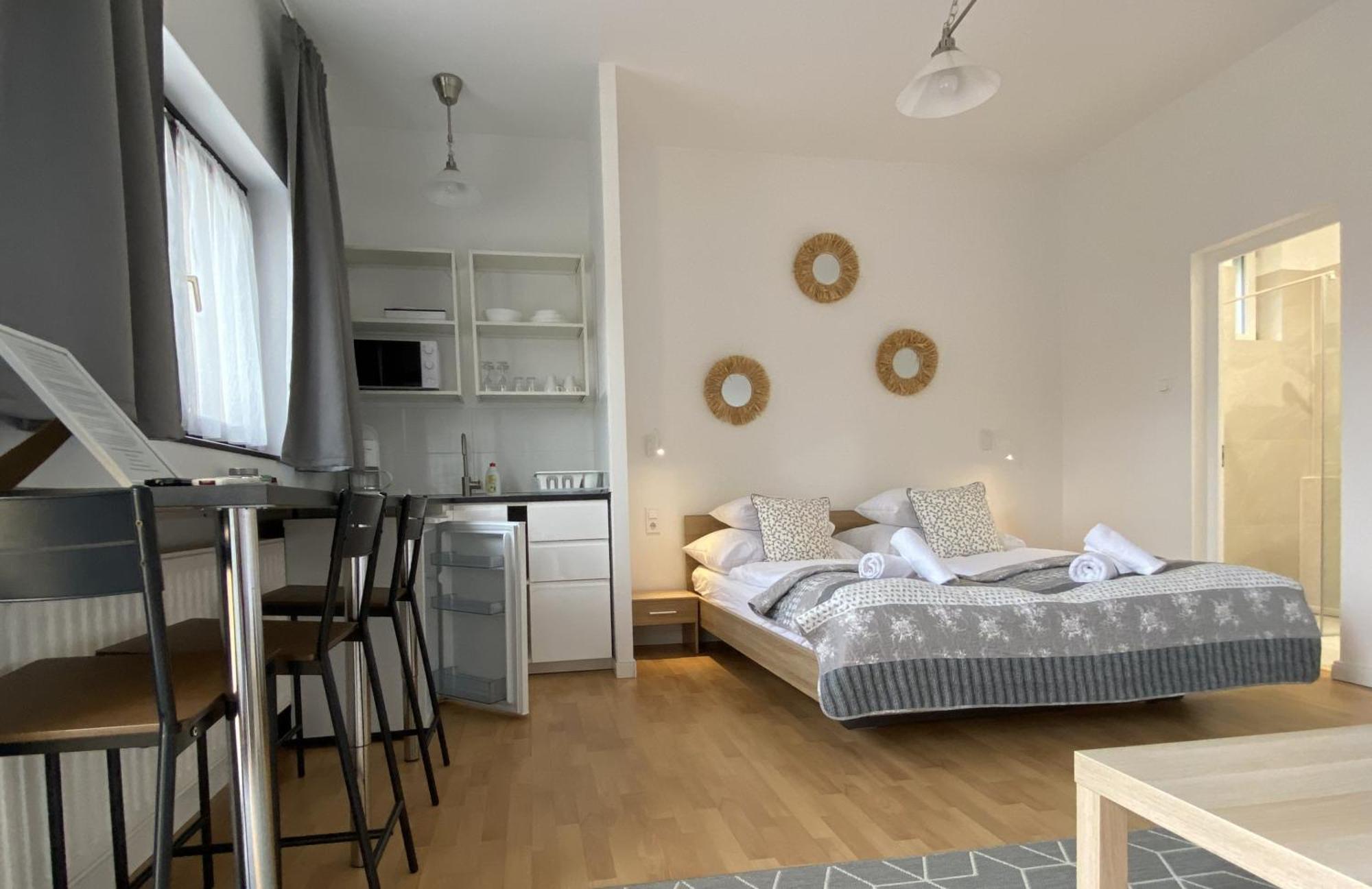 Malom-To Vendeghaz Tapolca Hotel Ngoại thất bức ảnh